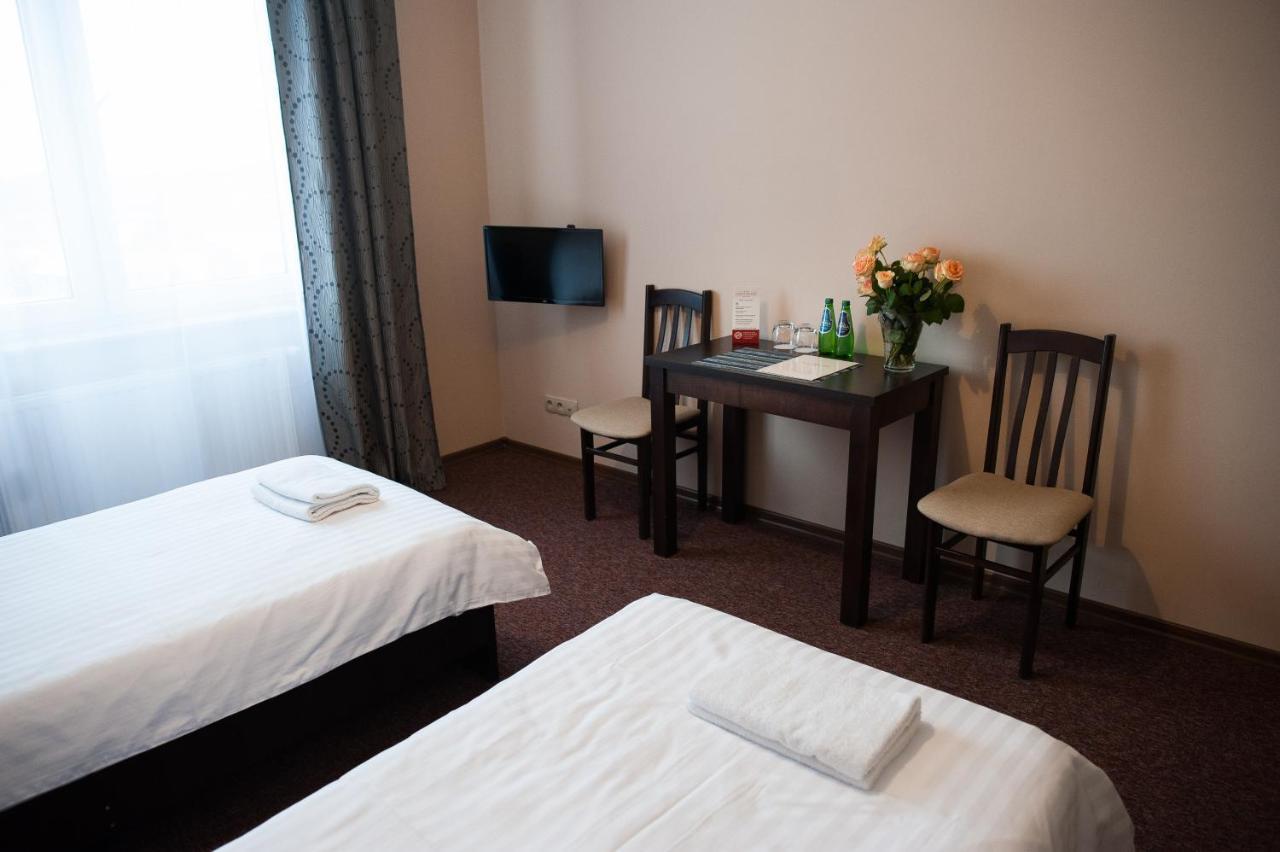 Hotel Zacisze Bratkowice Екстер'єр фото